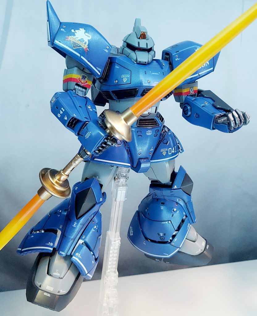 いつも通りのメタルパイプ、マイナスモールド追加設定画を参考にデカール&細部はアドリブデカールなの(@ ̄ρ ̄@)カスペン大佐機を造った時にヤッた脚部装甲を下にズラす改修をヤリました(@ ̄ρ ̄@)