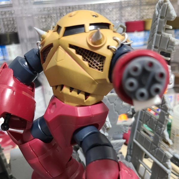 ヒャッハー＆ジャンク感を出すために色々試してはいるのですがここで一旦迷走中！武装を何にするかで腕や足など全て変わってくるのでとりあえず映画でも見て、内なる中二病を覚醒させて構想を練ります！ 