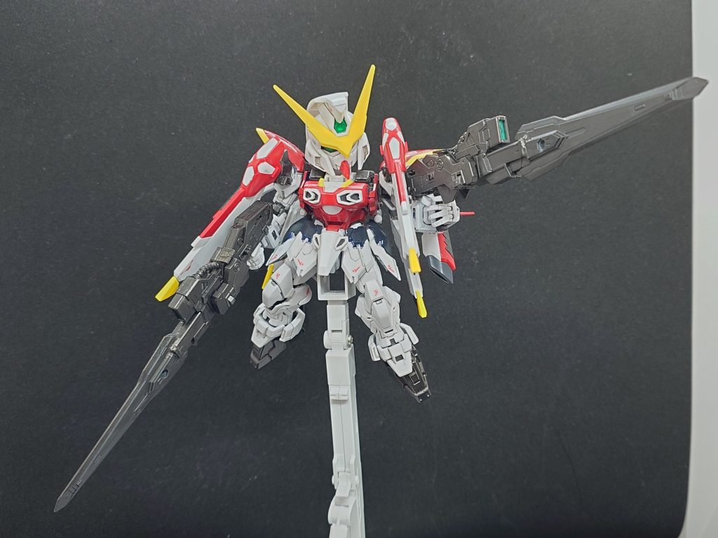 ビームライフルはツインバスターライフルをベースに、オプションセット１７「バインダーガン」をミキシング。