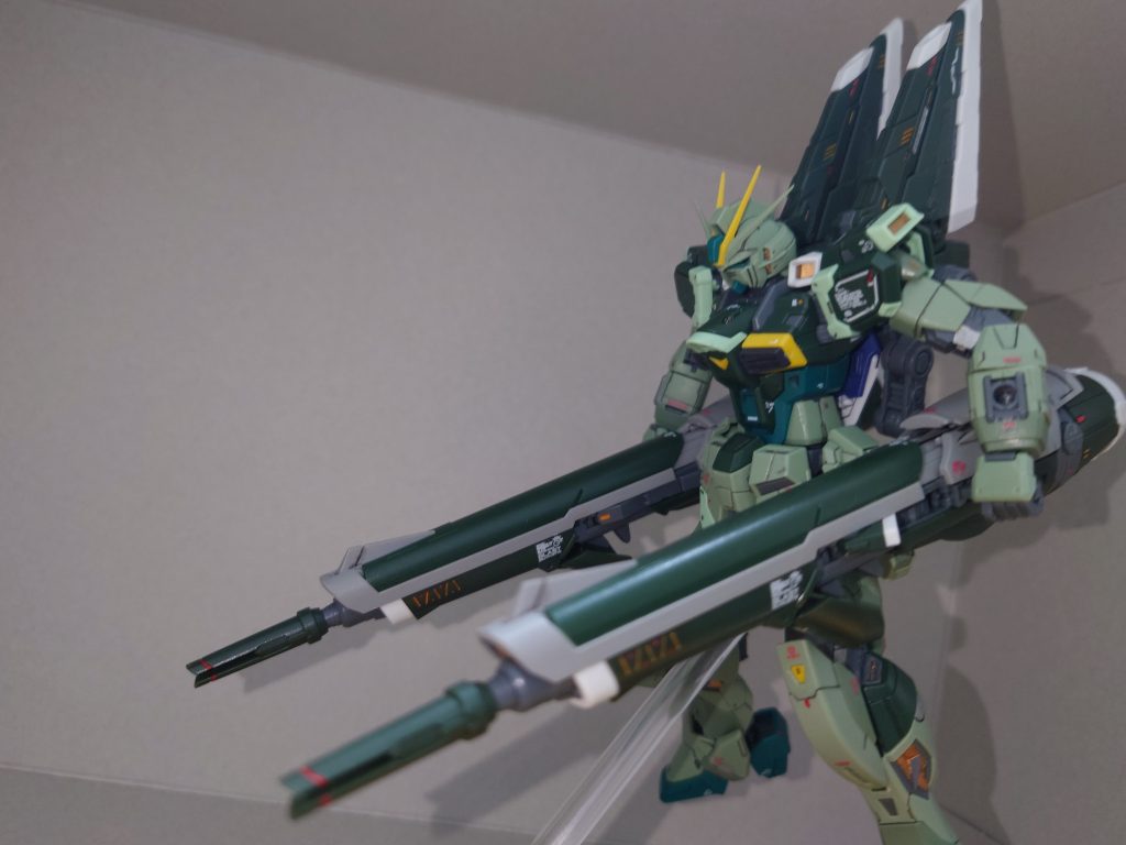 今回の自分の中のテーマはモールドの彫り直しとデカール跡を極力なくそう だったんですが力量不足であまり効果を実感できませんでした…モールドの彫り直しはむしろ汚くなった気がします💧