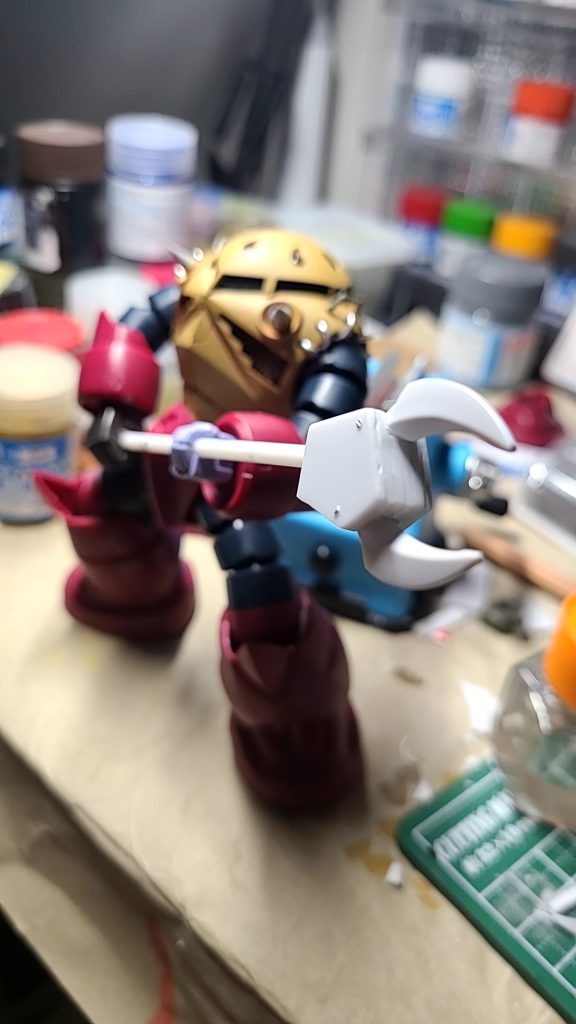 作品名：新武装！<p>エダキリバサミ 開閉ギミックがあるからこれで高い所の枝も安心だ！ 制作のアイデアが浮かばなすぎてふざけて作りました。次作る時はワイヤーを使って手元でシャキンシャキン出来るようにしたいです。 ビーム兵器にも手を出したいので […]</p>

