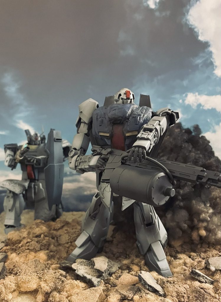 ガンダムMk-IIとのツーショットとなります。