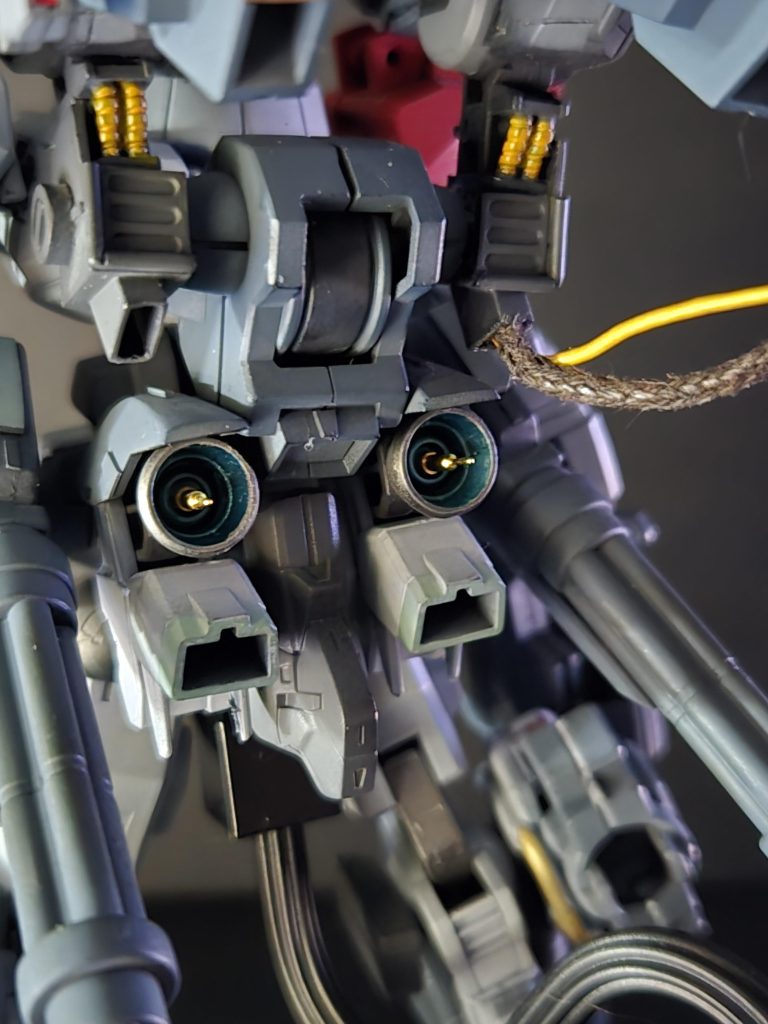 初めてICソケットピンを使ってみましたが手軽に金属感出てもう手放せない感じです!