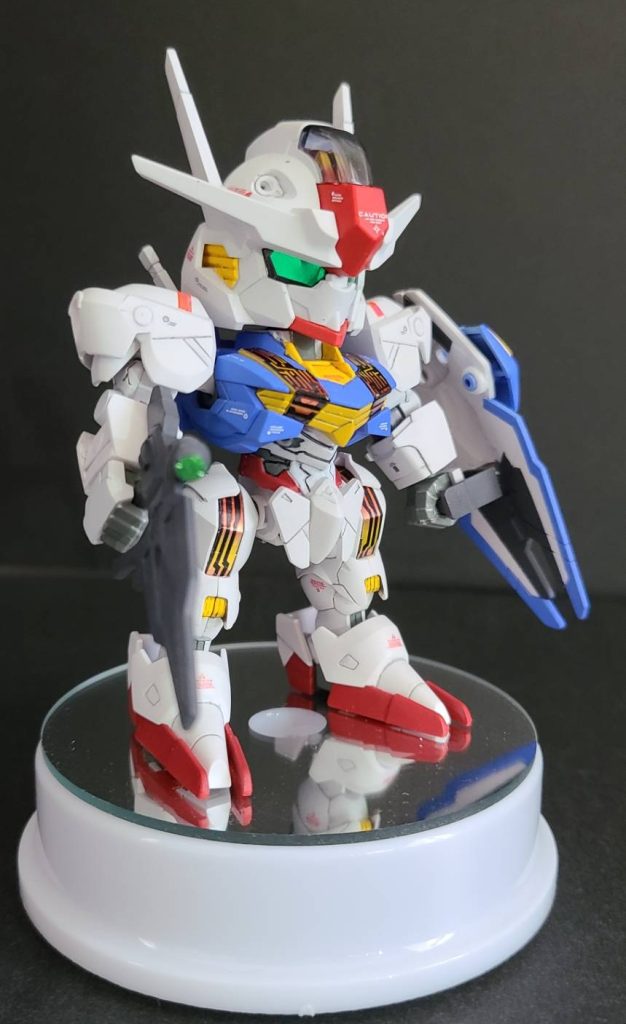 黄色と赤は一部シタデルカラーで筆塗り、グレーはエナメルで筆塗り太腿のシール前後逆なのは愛嬌（笑）