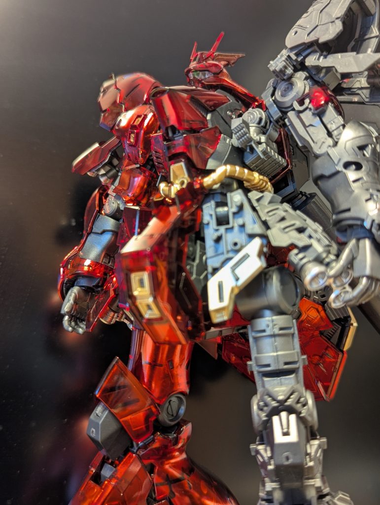 半身だけ外装付けてみました。