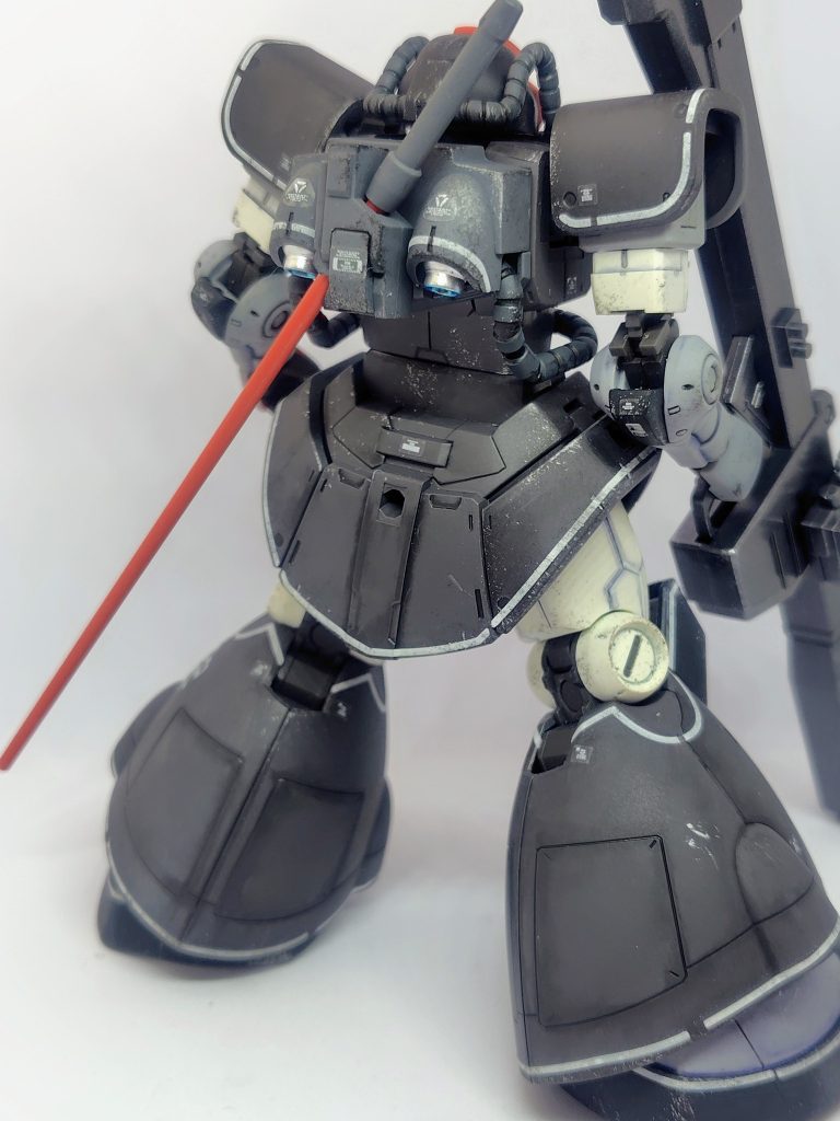 後ろ。やはりマーキングシールの余白が気になる…。