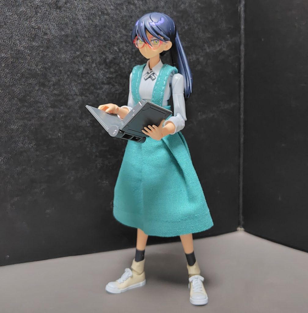 女学生ニャアン