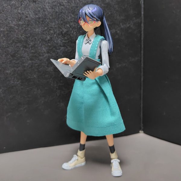 女学生ニャアン