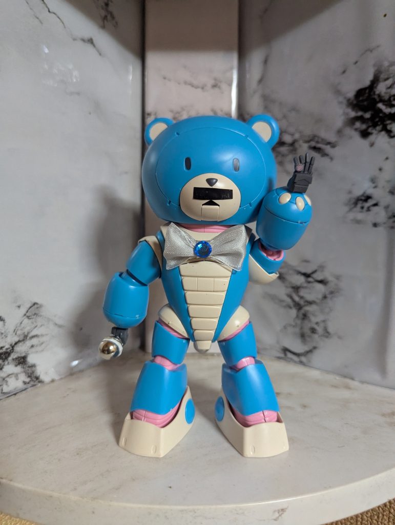 竜人1号竜人は3Type制作してます。大きな頭をアフロに見立ててます。マイクとエンゲージリングの為に無理矢理手をねじ込んでます（笑）