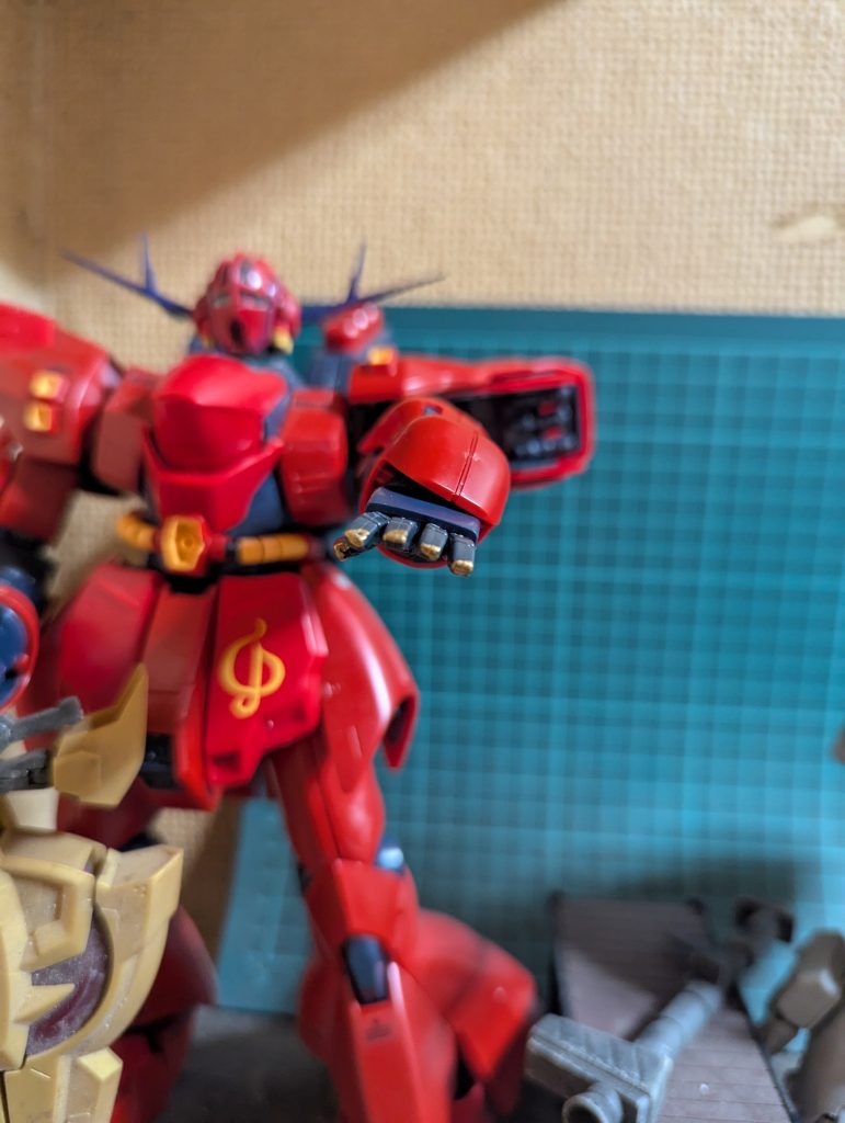 指先塗っただけですけどビール砲のつもり（笑）