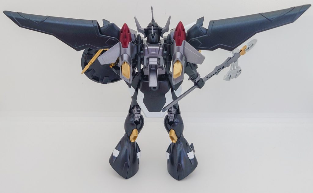 バックパックの羽を展開した状態。