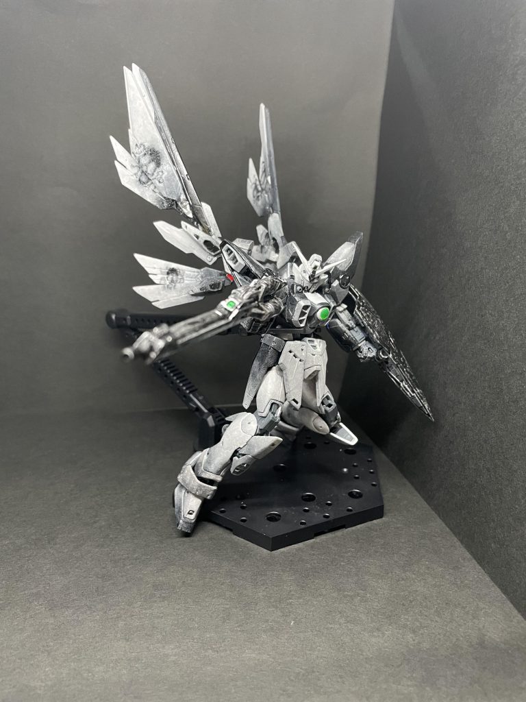 ウイングガンダム–2枚目/制作者：T.Naka