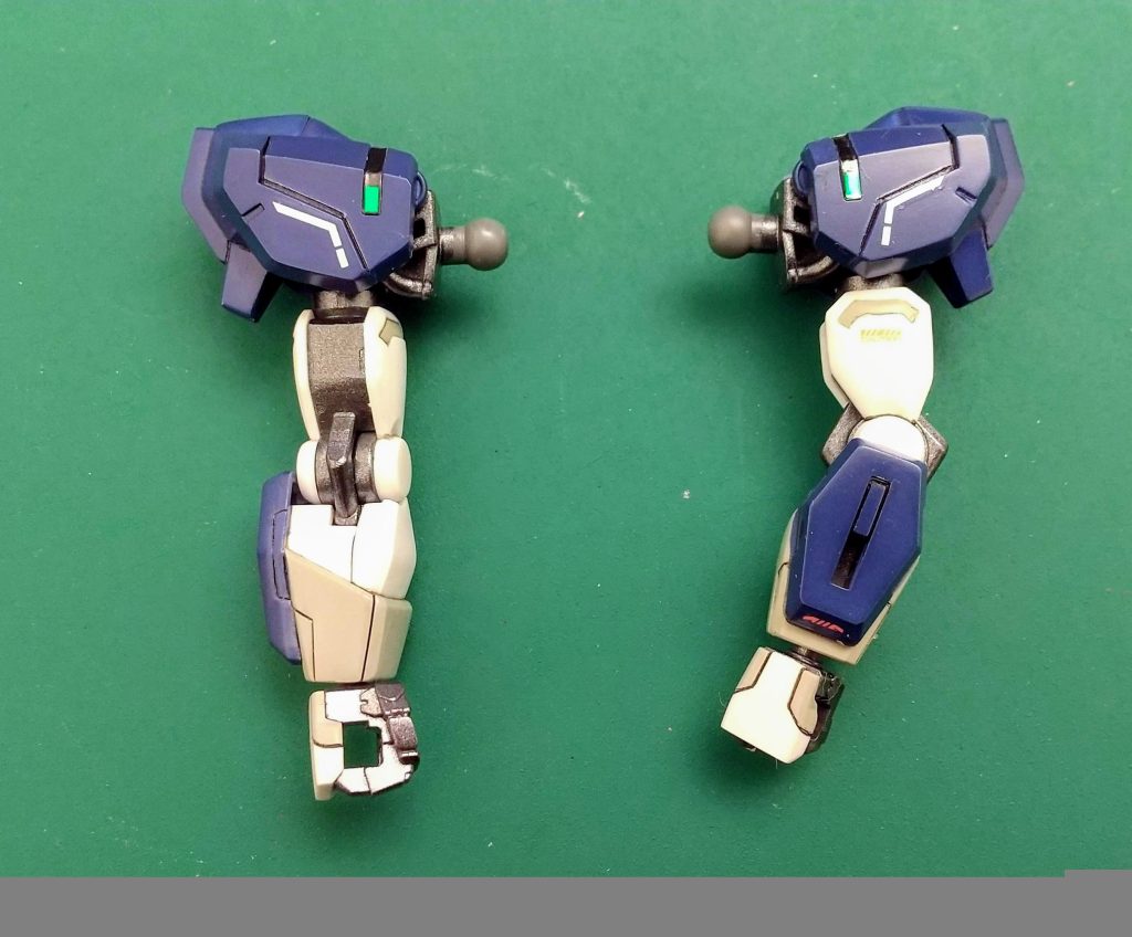 腕部白外装を青に変更