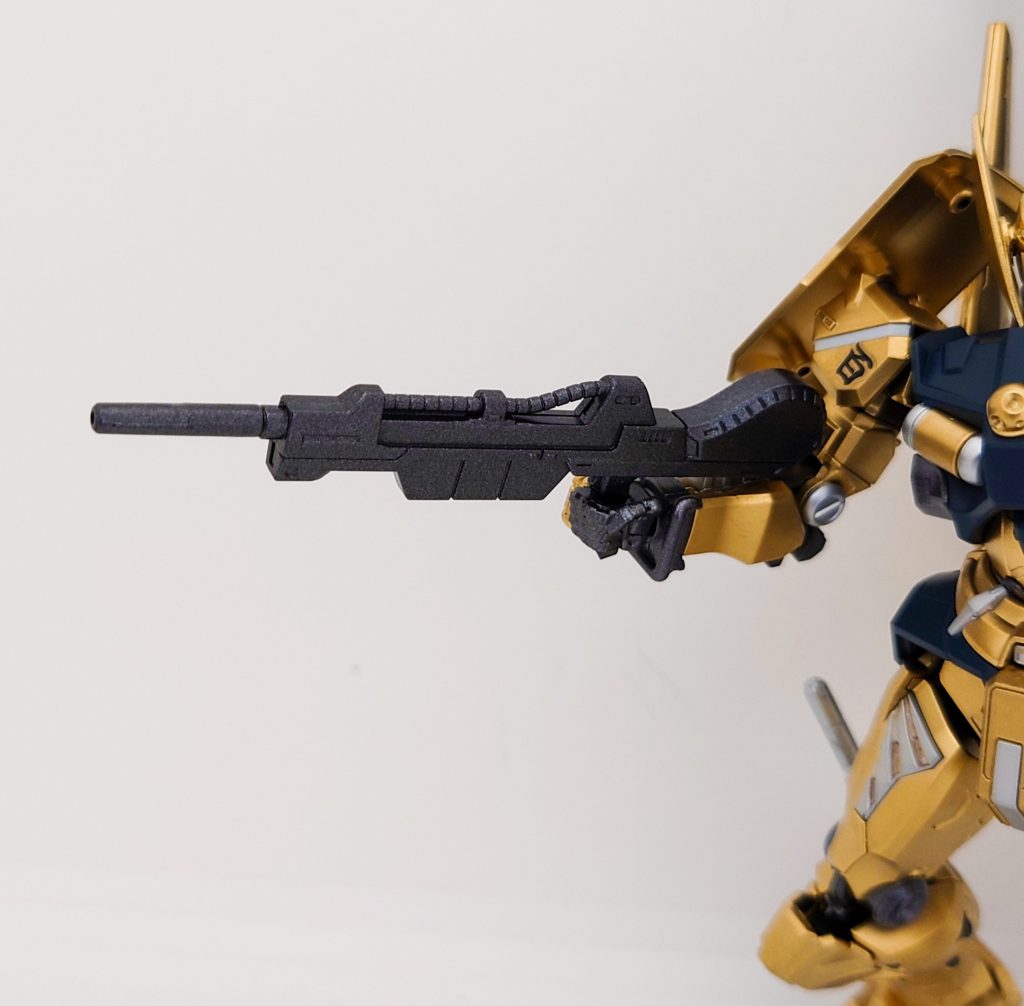 武器その１　ビームライフルビームライフルはHGUC百式のものです。