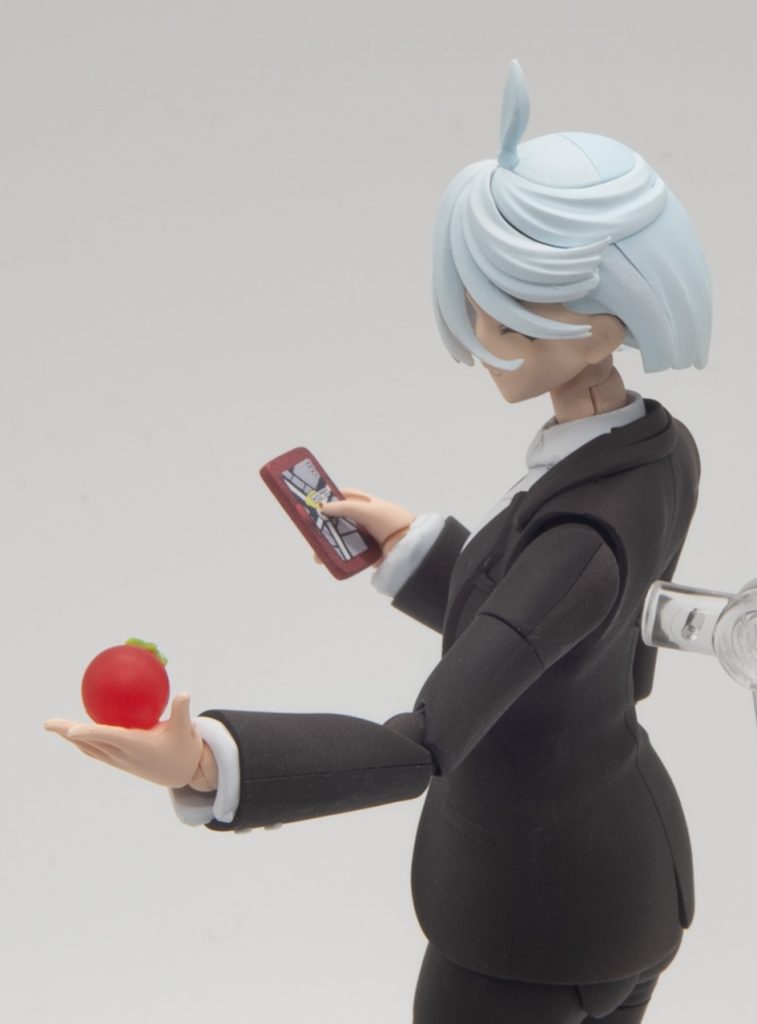 ニャアンのスマホにしてたけど塗装失敗して溶かしてしまったのでスクラッチしました!