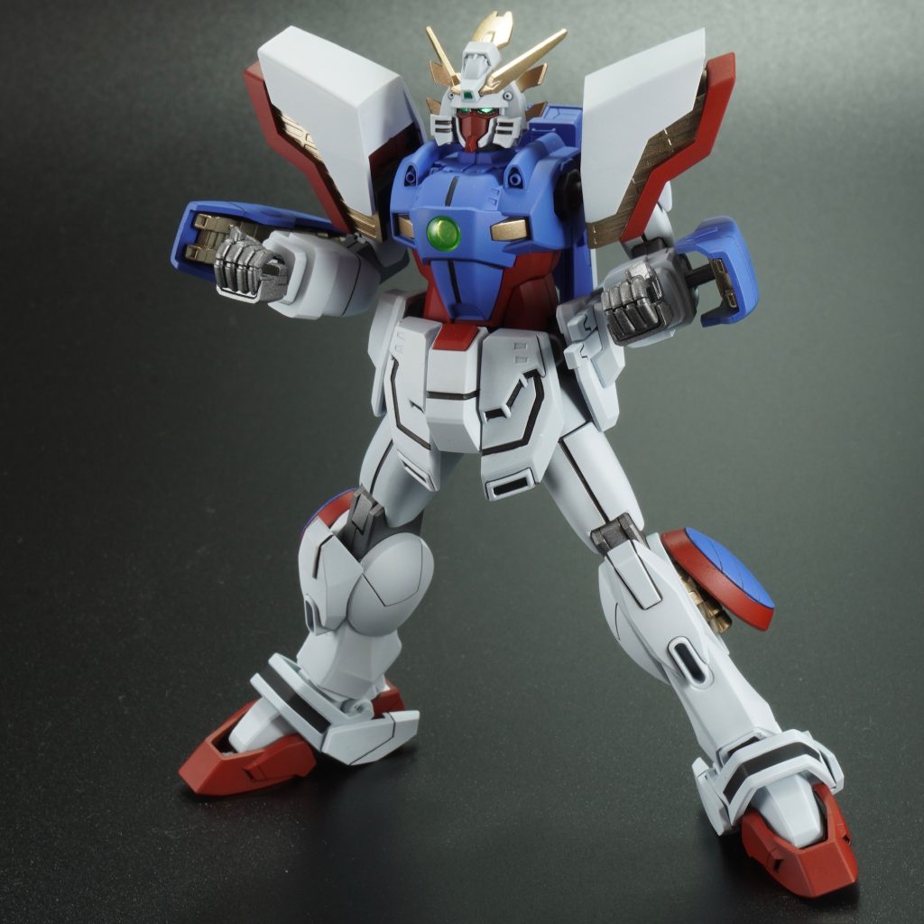 シンプルな造形はアニメに近くてこっちの方が好きな人もいるはず(負け惜しみ)