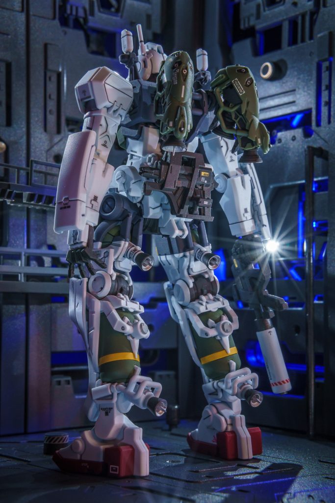 ゲルググ(GQ)の背面は表と違って非常に細かい造形でした。この二面性がとても好きです。