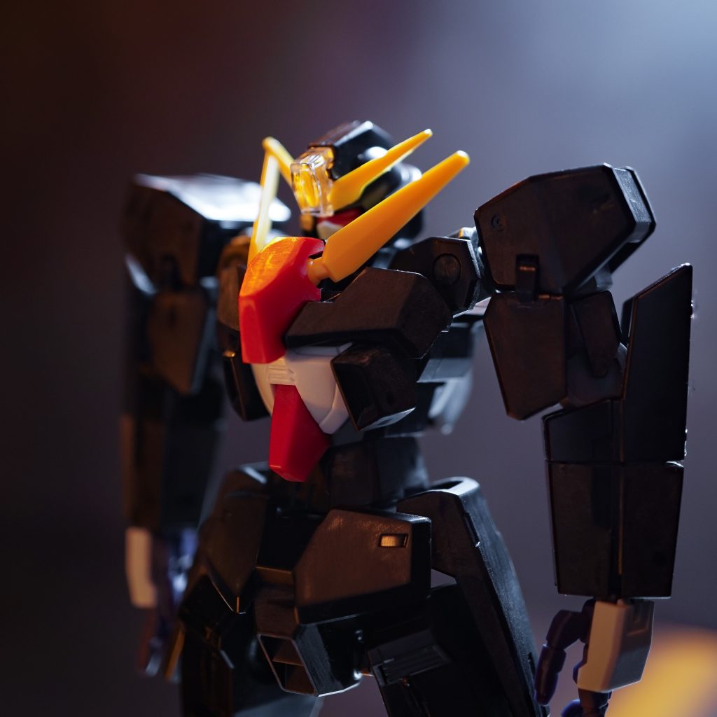作品名：胴顔ガンダム<p>仮組みしてる時「あちゃー、おでこの赤いパーツ無くしたかも」と思ってツールBOXとか床とか探してて気付いた。 このガンダムのおでこはクリアパーツでした。 あとジャンクパーツから小さめの平手を選んで取り付けてみたけどちょっと […]</p>

