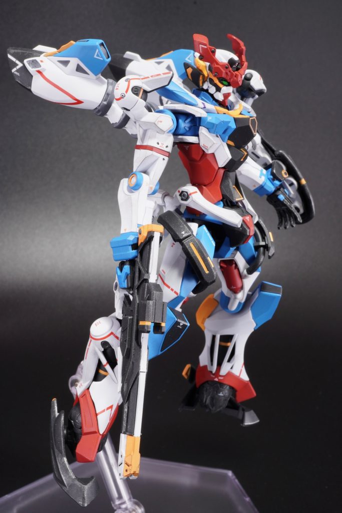 塗り分けが細かいので塗装だけでもかなり時間がかかりました。