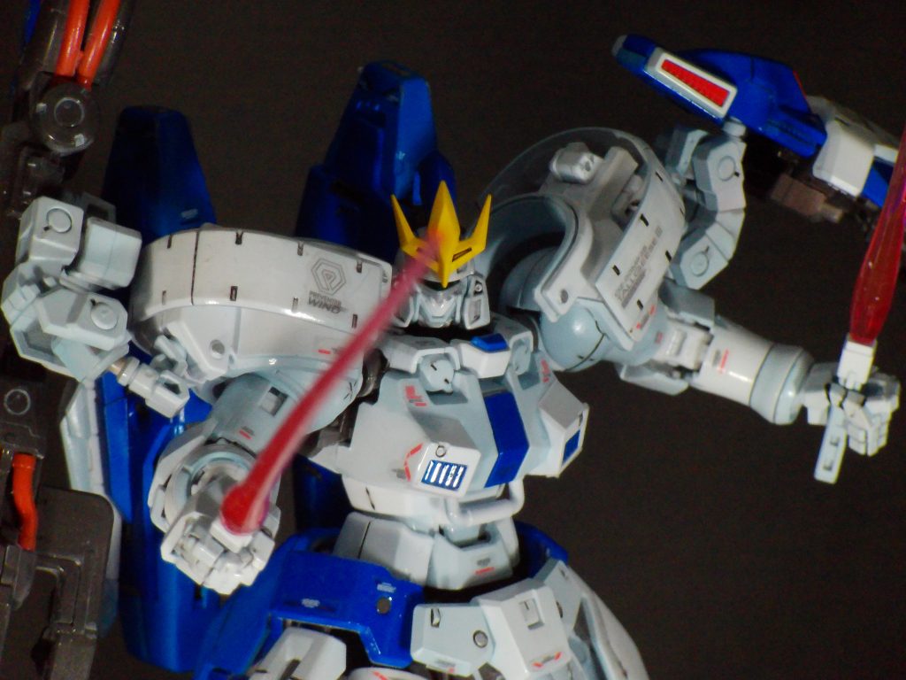 実物や高解像度の写真でもない限りリアルスティックデカールでも十分に情報量を追加する効果があってそこまで違和感はないよな・・・光沢クリアを上から吹いてはいるけども