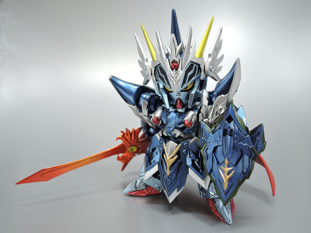 マント装着！力の盾。リアアーマーはマントでほぼ見えないことをいいことに拝借し、以前のキットのあまりとくっつけて盾っぽく。（いろんな作例を参考にさせていただきました！）