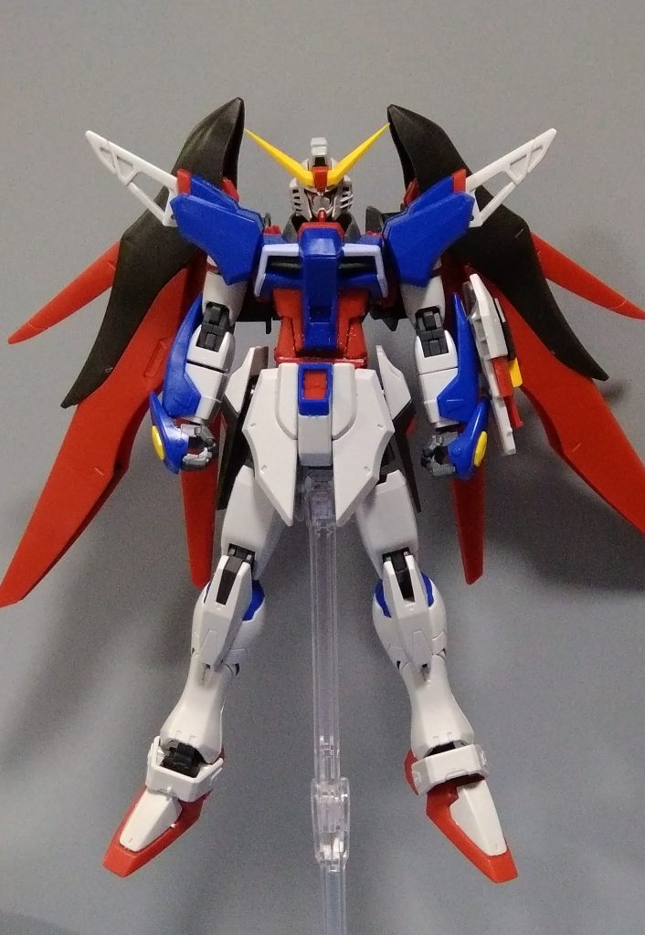 プロポーション確認中の写真です。この時点では上手く形になるかドキドキでした。