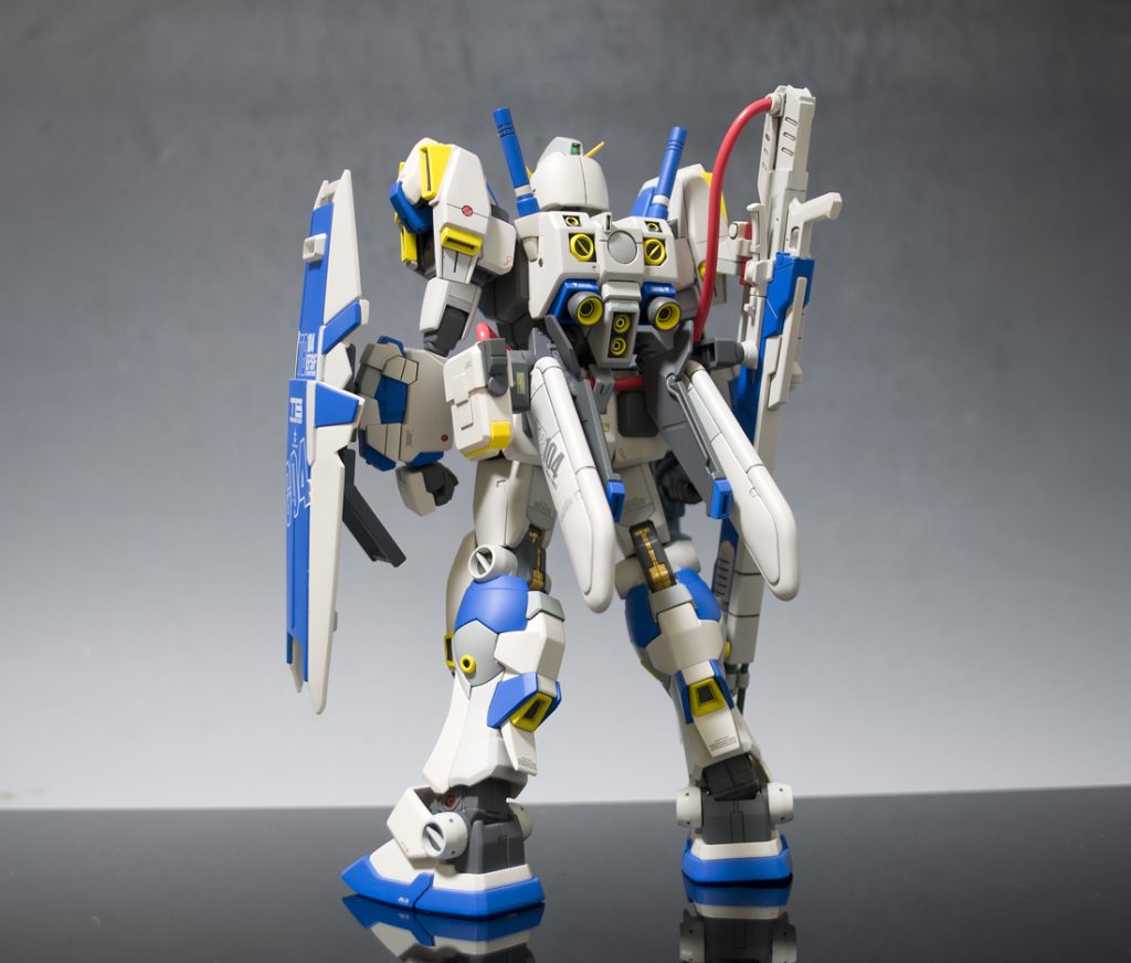 1/100 MG ガンダム4号機–4枚目/制作者：アルル
