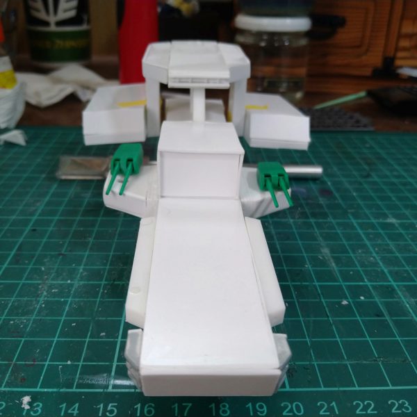 何故かアレキサンドリア級をフルスクラッチで制作中。いつ、出来るんでしょうね?（3枚目）