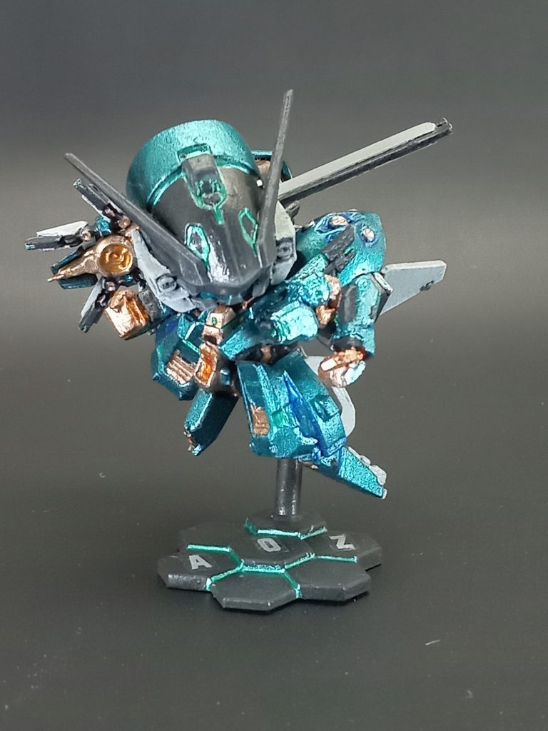 TR-6は人気の機体みたいですが設定などは全く分かりません　立体物にも触れたことがないので配色もよくわかりませんてことで普段は滅多にやらないのですがカラーリング変更してみました某ロボットゲームの主人公機を参考にしてます