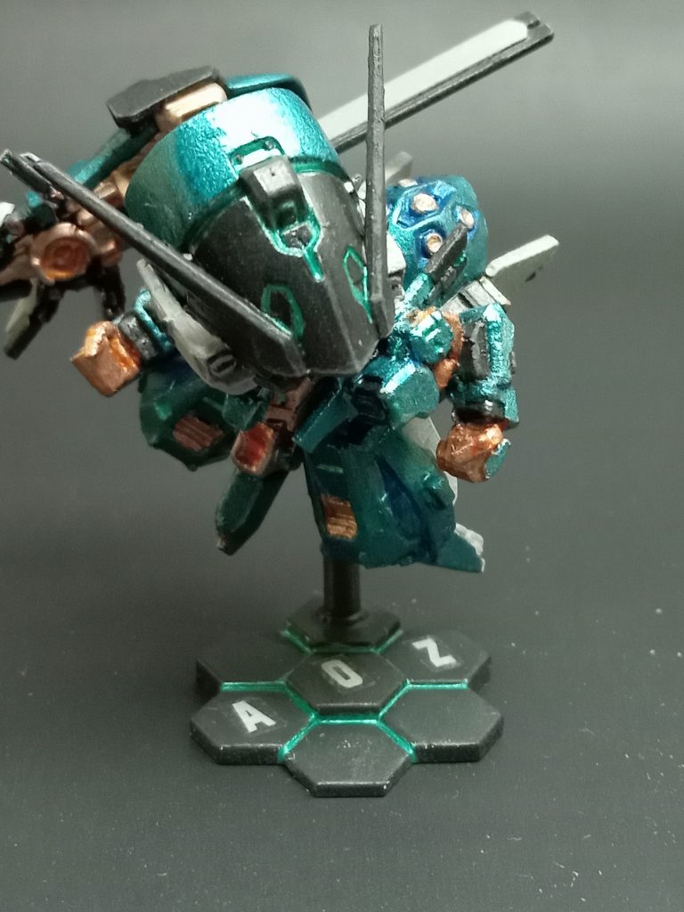 台座にはセリアのデカールシール貼っときました