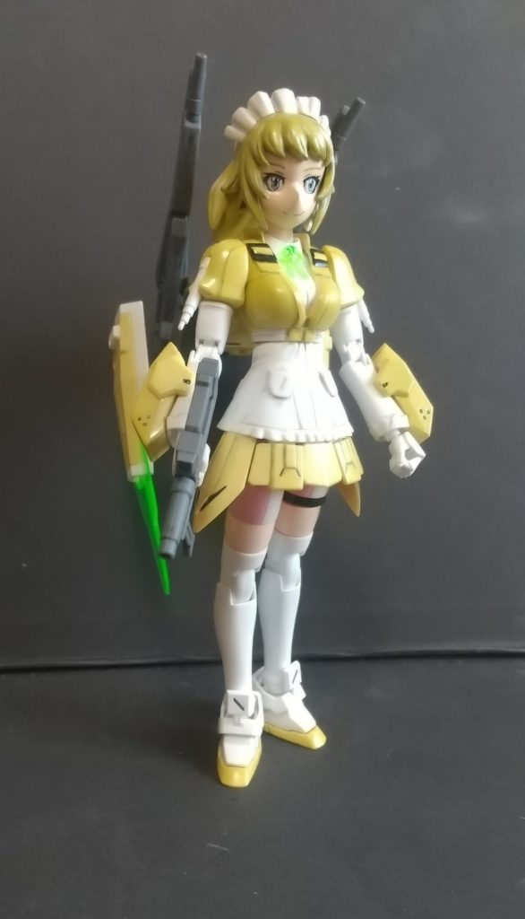 今さら気づいたんですが、膝関節が逆に曲がるからきれいなガワラ立ちできるw 以上です。ありがとうございました