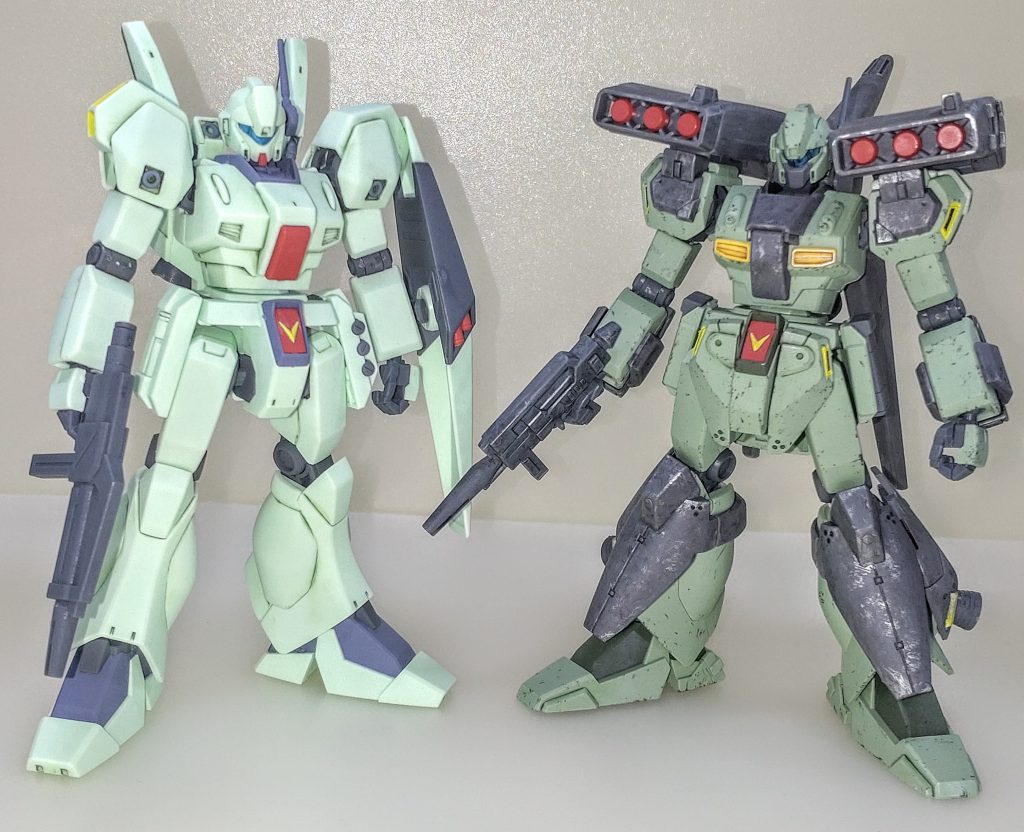 以前載せたジェガンとのツーショット。マイナーチェンジとはいえ装備の変更やカラーが渋くなったことでかなり印象が変わります。