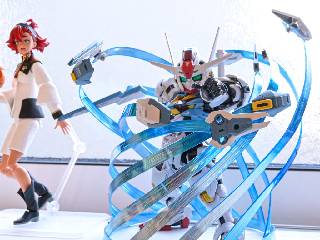 「 進めば・・・勝てなくても、手に入ります!」ビットを両面テープで貼り付け中にエフェクトが10本しかないことに気づく痛恨のミス。。※ビットは11機ある。いつかリベンジ予定です。