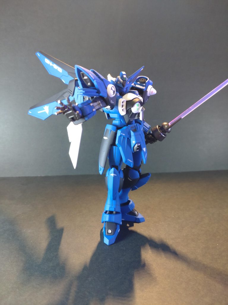 ハンドパーツはオプションパーツセットからビームレイピアを装備するとミスター〇〇ドーならぬミスターキシドーと言った雰囲気⚔️