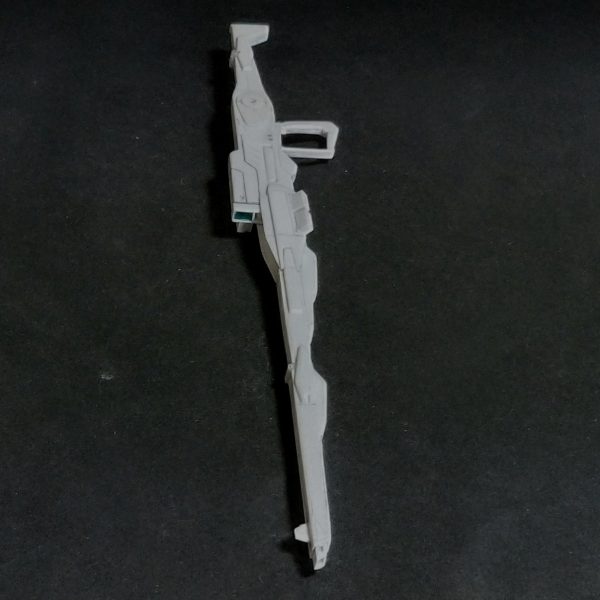 ザクウォーリア武装製作で大型ビーム砲が出来て、ガナーパックが完成しました！最近の暑さと仕事の忙しさでなかなか進みませんでしたが、なんとかここまで行きました❗️今回の苦労ポイントは砲を支えるアームと、格納状態にする為の蝶番の加工に難儀しました💦（5枚目）