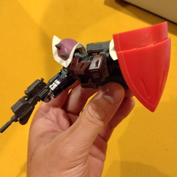 2号機を奪わずに破壊、あくまでイフリートを改修し続けたイフリート大好きな世界線のニムバスくんです。空間戦を想定したバックパック、ゲルググの装備に加え、ペズン計画の香りも微かに添えて…腕、脚のミサイルは余剰パーツを活用しても足りない部分が多いので、潔く別の武装に置き換えました。（1枚目）