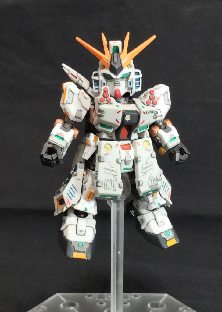 HWSアーマー装備。フロントの装甲は差し変え方式、これはしょうがないですね。脚部装甲はそのまま取り付け😄、