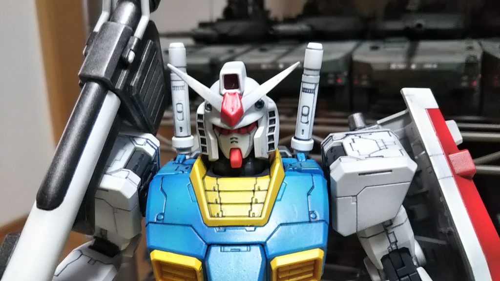 しかし筋彫りディテールが多いのでガンダムマーカーのすみいれがかなり限定されました💦