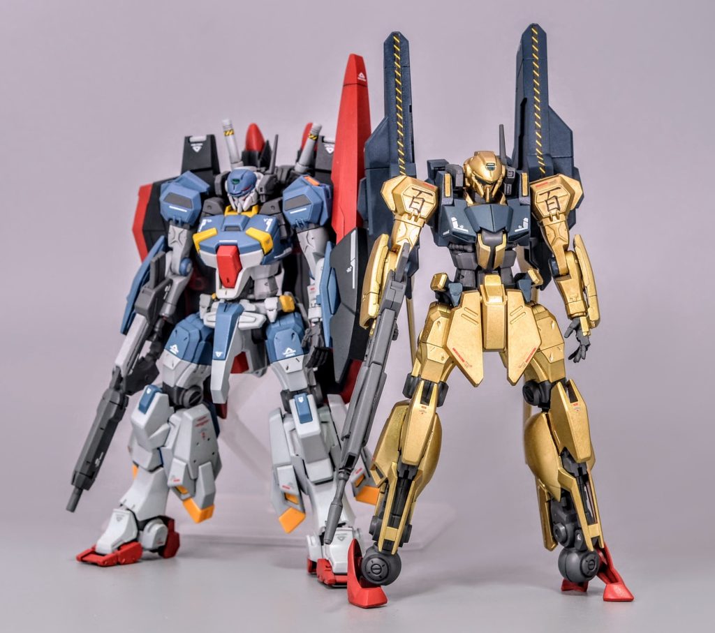 どちらもゲルググをベースに改造しました