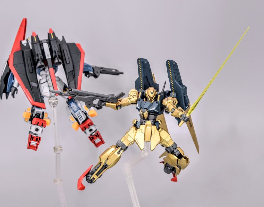 以前製作した【青いZガンダム】とのMAVですhttps://gumpla.jp/hg/25036999