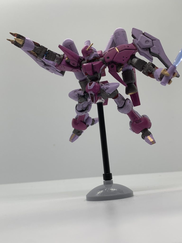 ツインアイも入ってるんですが写真じゃ難しいですね。お目汚しすみませんでした。