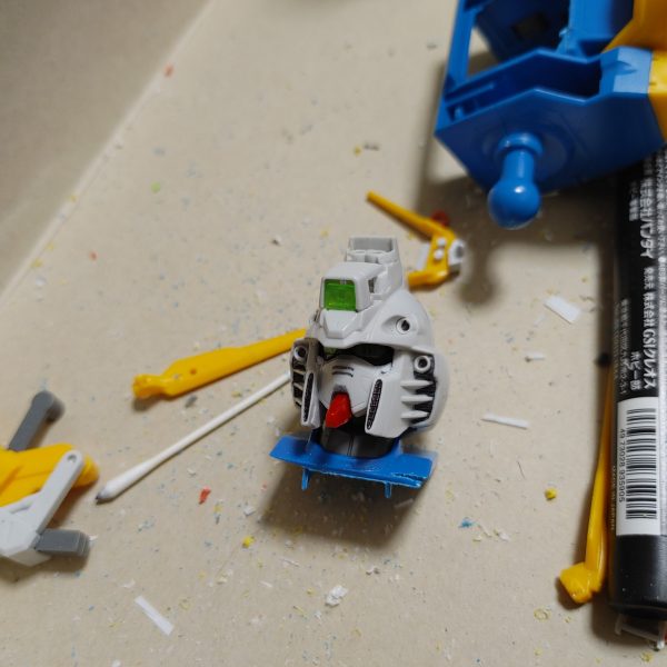 ちょっと旧シャッフル同盟は一休みして、ゴッドガンダムの改修に走ってます(^-^)①小顔化、首の関節追加②胸の改修、マルチプライヤーの改修③スカート位置修正今後は腕組みの実現、腹部関節追加、足の関節追加とバランス修正していく予定です(^-^)（4枚目）