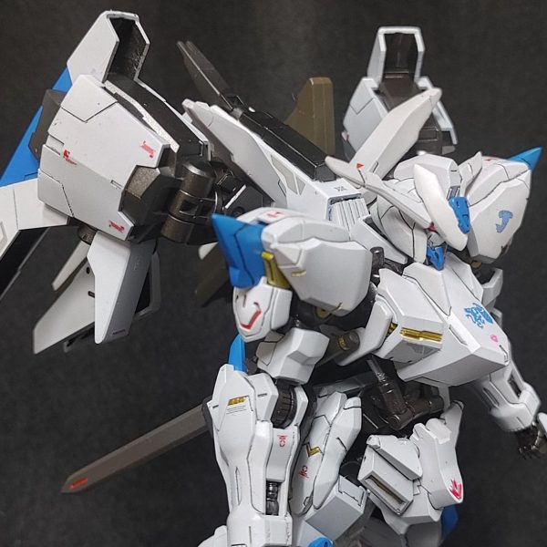 ガンダムバエル(改)