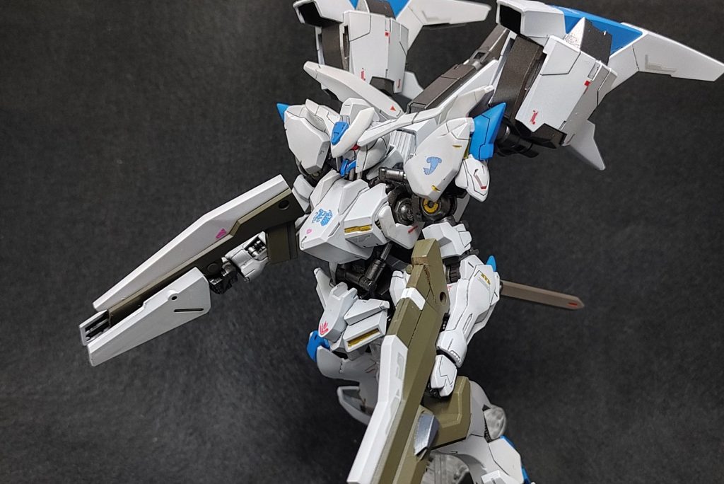 ファラクトの武器を丸ぱくりしています