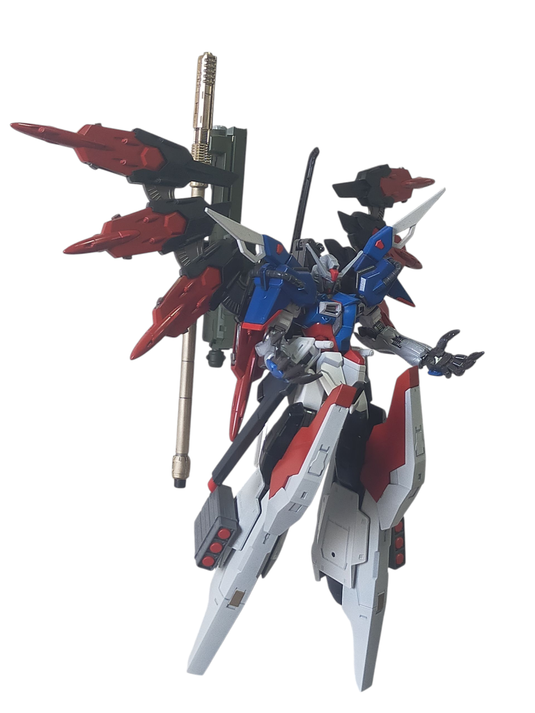 カルラのバックパック、ソードストライクの肩、アメイジングバルバトスの腕を使用することで絶妙なプロポーションとしました。