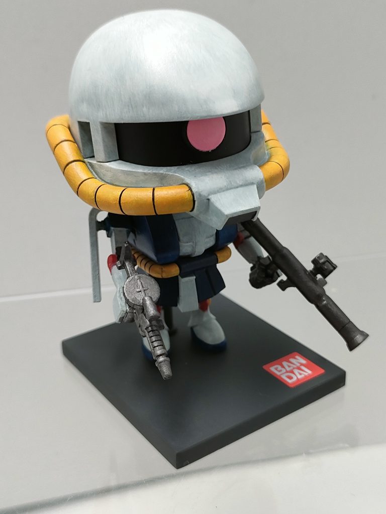 ザクマシンガン＆バズーカガンプラくんにはバズーカ無かったけど、なぜかザクプラくんにはバズーカが付属しているという(^_^;)