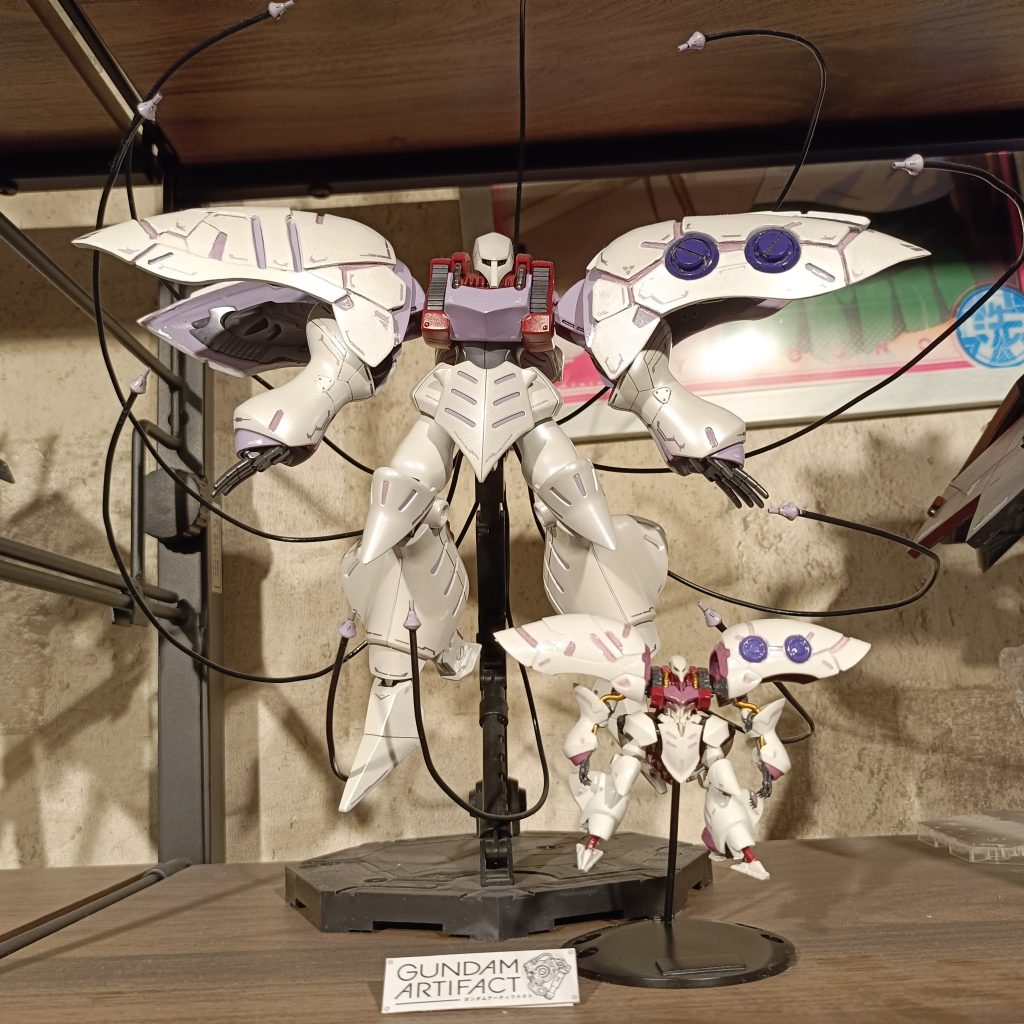 以前作成したHGアーティファクト風キュベレイと再度親子撮影。ずっとアーティファクトを素組で放置していたのすが、やっと完成しました！