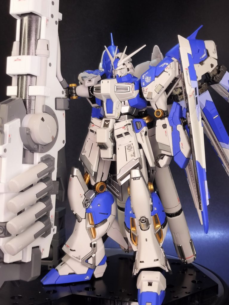 Hi-νガンダム＋ハイパーメガバズーカランチャー–2枚目/制作者：ぐりぐら