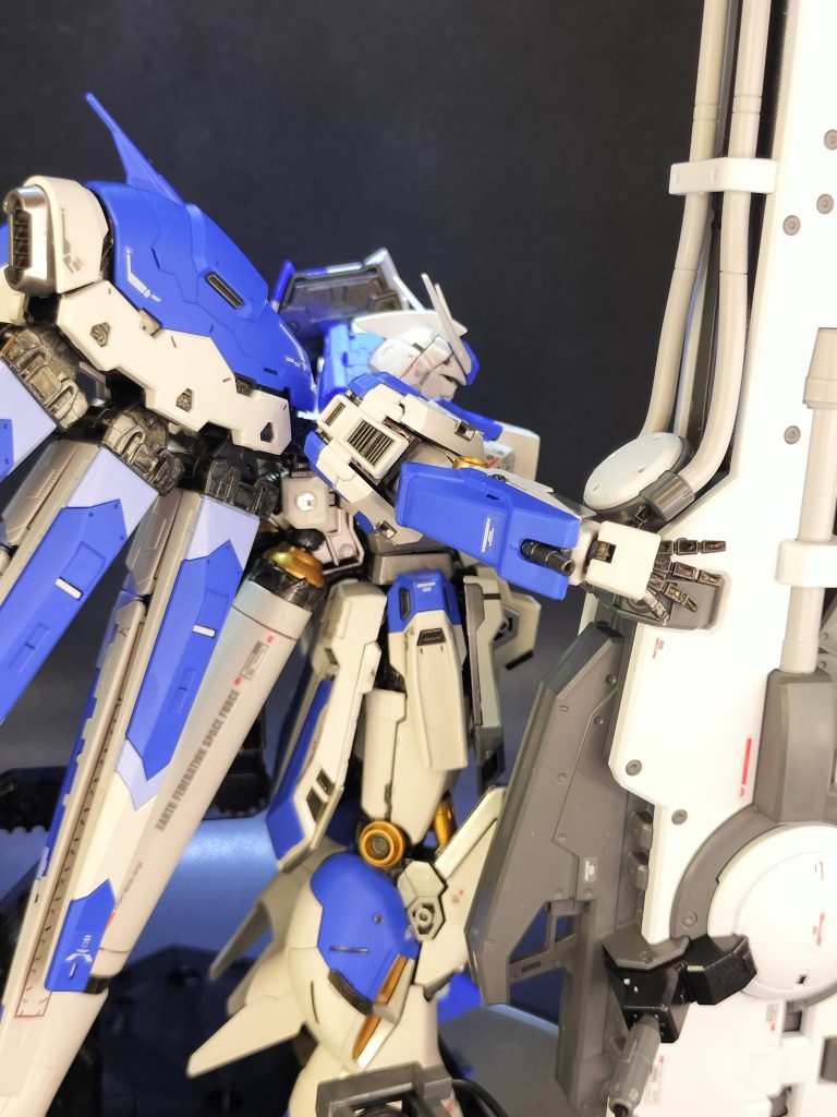 Hi-νガンダム＋ハイパーメガバズーカランチャー–2枚目/制作者：ぐりぐら