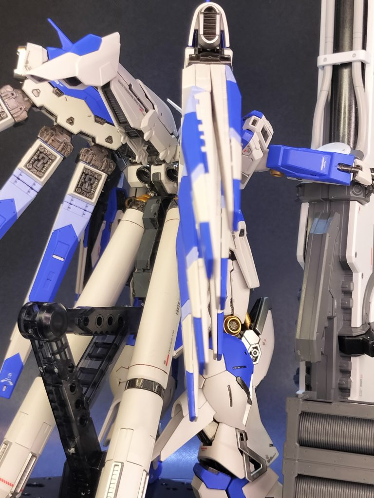 Hi-νガンダム＋ハイパーメガバズーカランチャー–3枚目/制作者：ぐりぐら